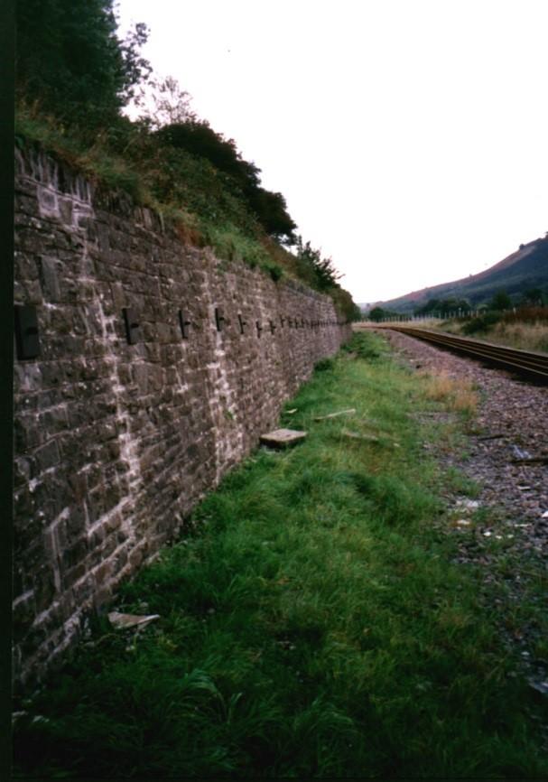 Trackside Retaining Wall, Merthyr Vale