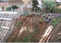 Abseiling lines secured with helical anchors